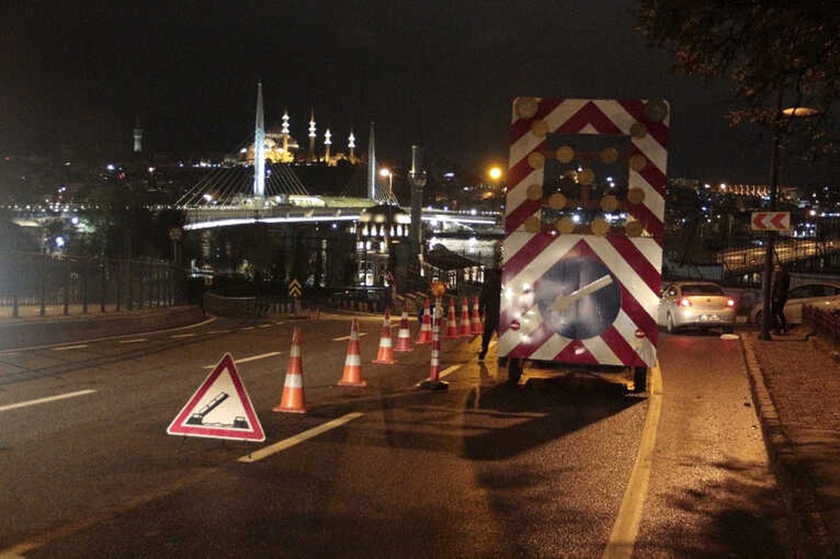 Unkapanı, Galata ve Haliç Metro Köprüsü Deniz Trafiğine Açıldı