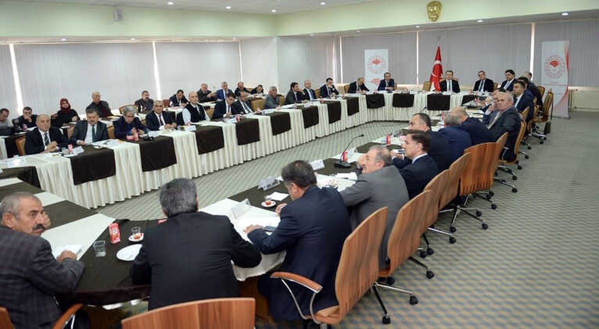 Vali Memiş: "Katma Değeri Yüksek Hayvansal ve Tarımsal Üretim Yapmalıyız"