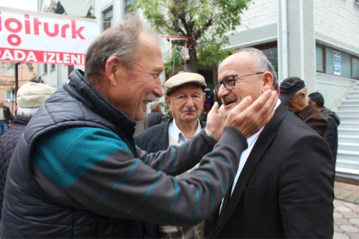 AK Parti\'den Keşap Belediye Başkan Aday Adayı Mustafa Kemal Kurt Sahaya İndi