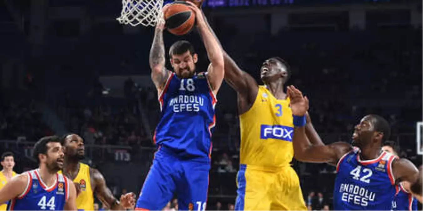 Anadolu Efes - Maccabi Fox: 90-77