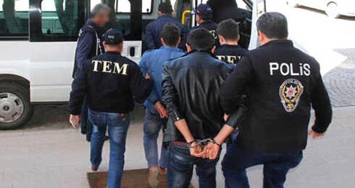 Bylock Kullanıcısı Olduğu Tespit Edilen 27 Şüpheli Hakkında Gözaltı Kararı Verildi