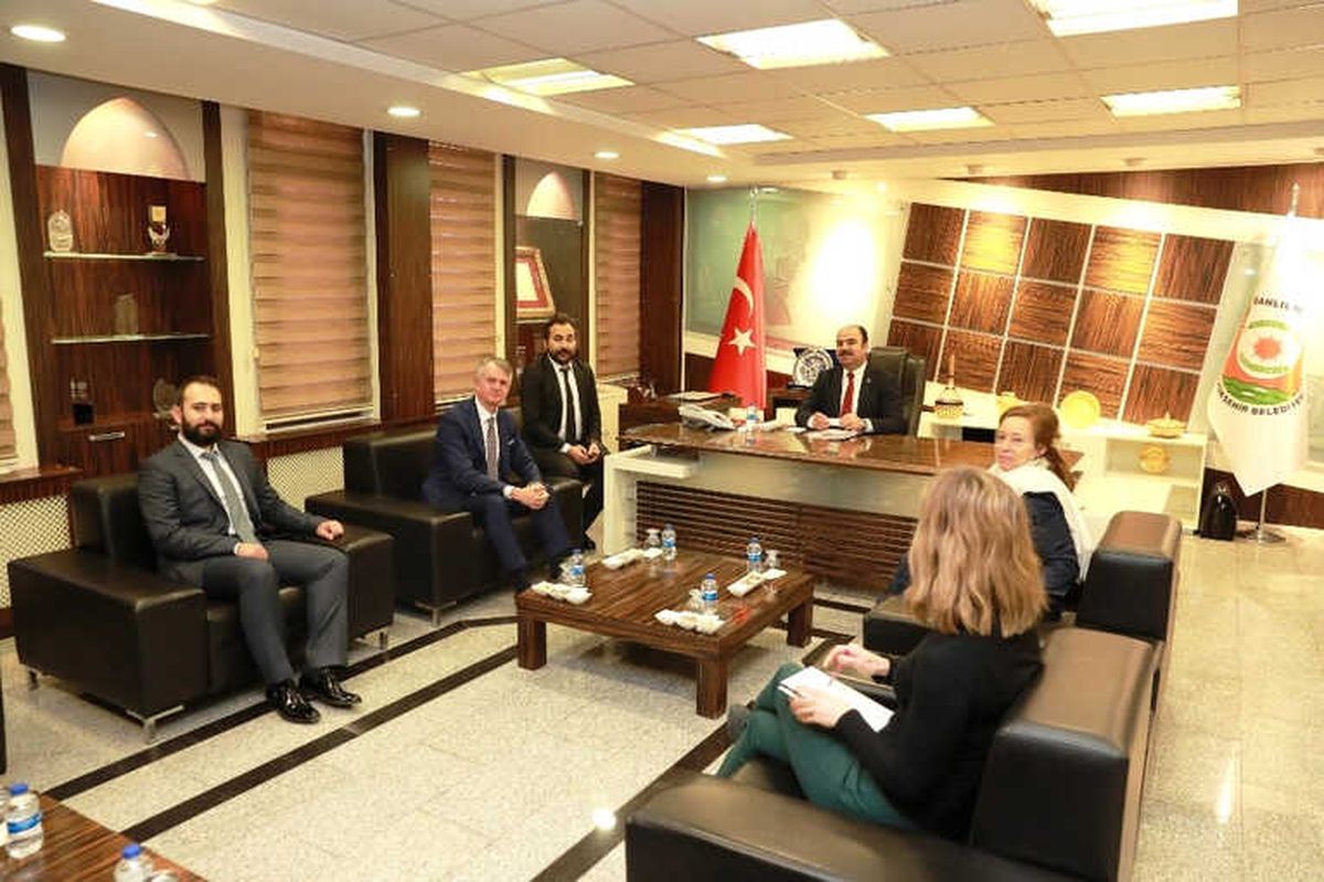 Çiftçi, Kanada Büyükelçisi Cooter\'ı Kabul Etti
