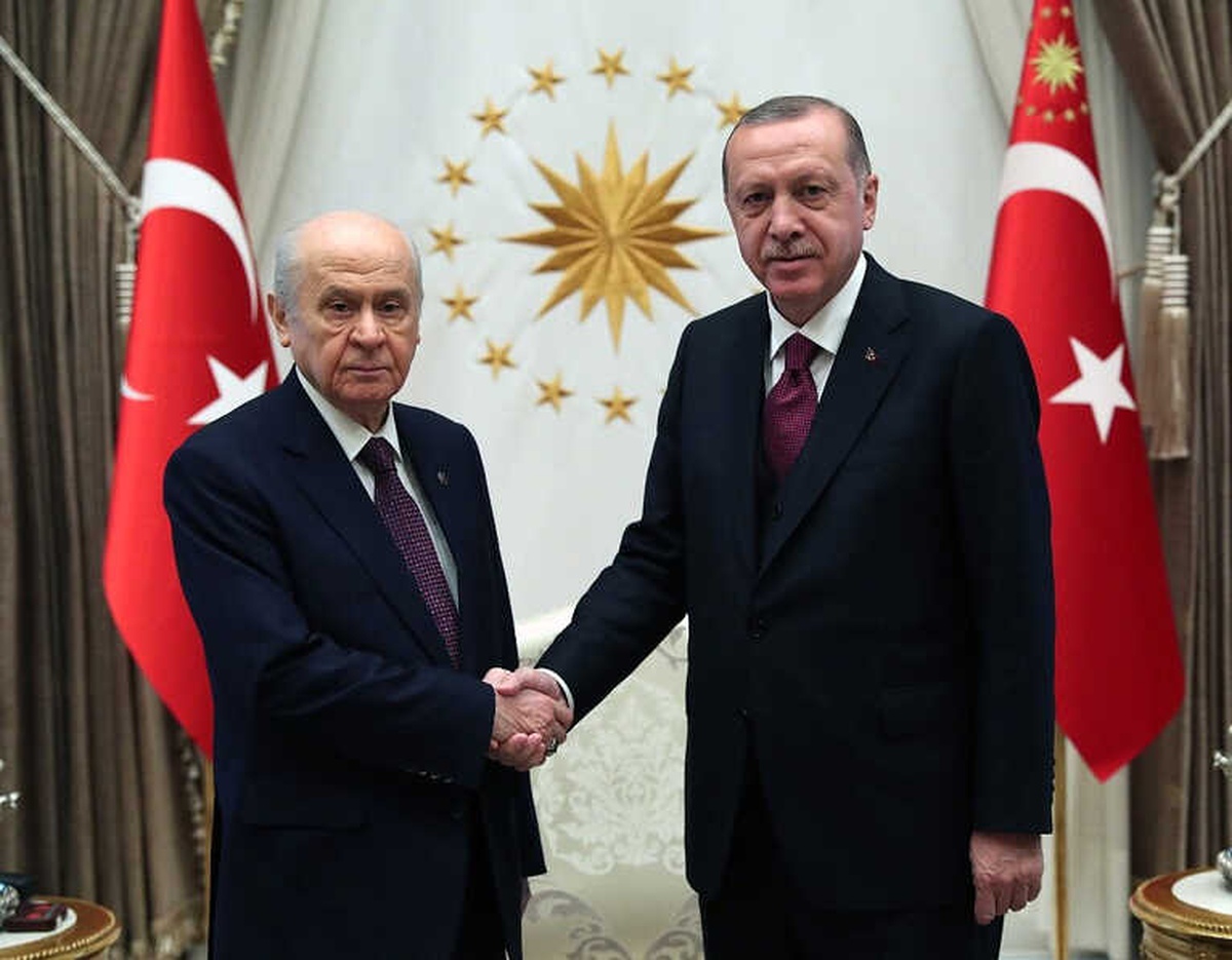 Cumhurbaşkanı Recep Tayyip Erdoğan, MHP Genel Başkanı Devlet Bahçeli ile Cumhurbaşkanlığı...