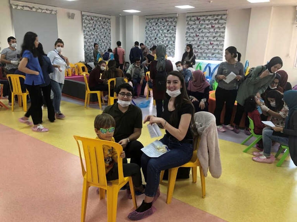Diş Hekimi Adaylarından Miniklere Diş Kontrolü