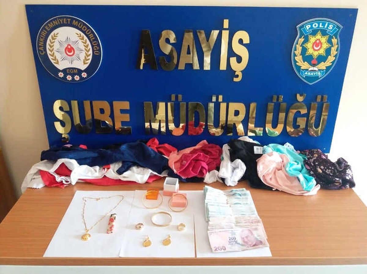 Evlilik Vaadiyle Dolandırdılar, Polisten Kaçamadılar