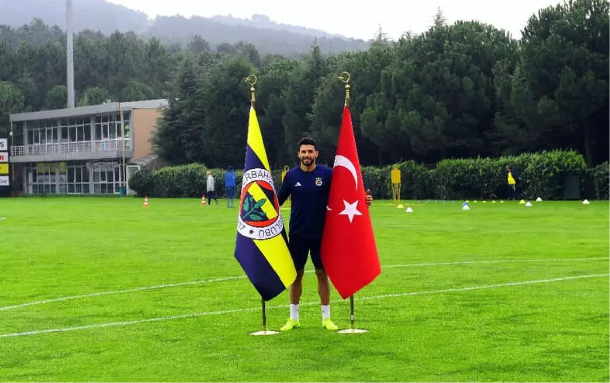 Fenerbahçe\'de Tolga Ciğerci İlk Kez Sahada Çalıştı