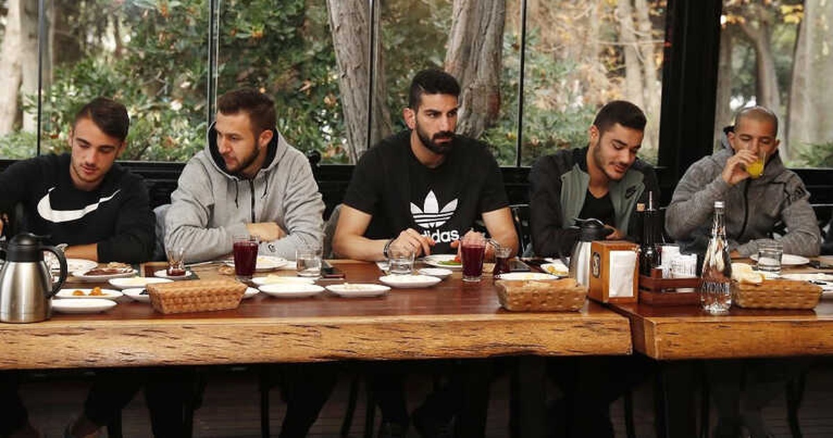 Galatasaray\'a Sakat Futbolculardan İyi Haber