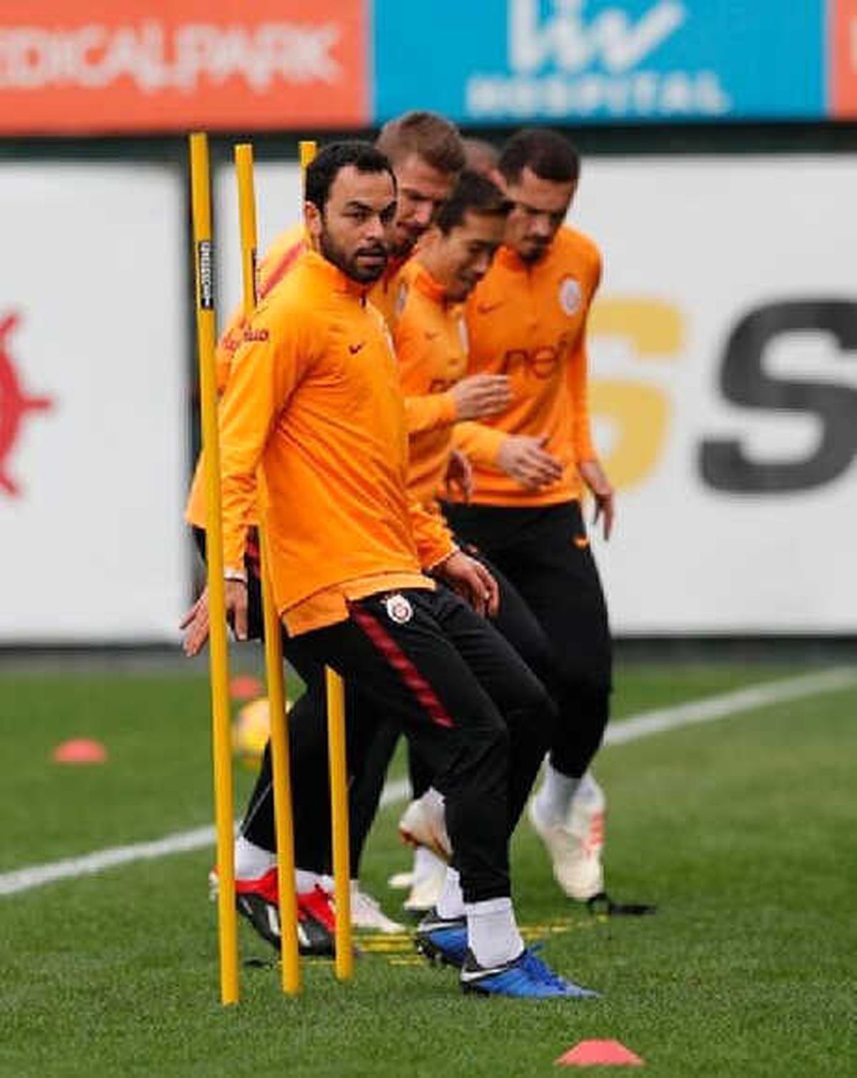 Galatasaray\'da Serdar, Eren, Ozan Kabak ve Nagatomo Takımla Çalıştı