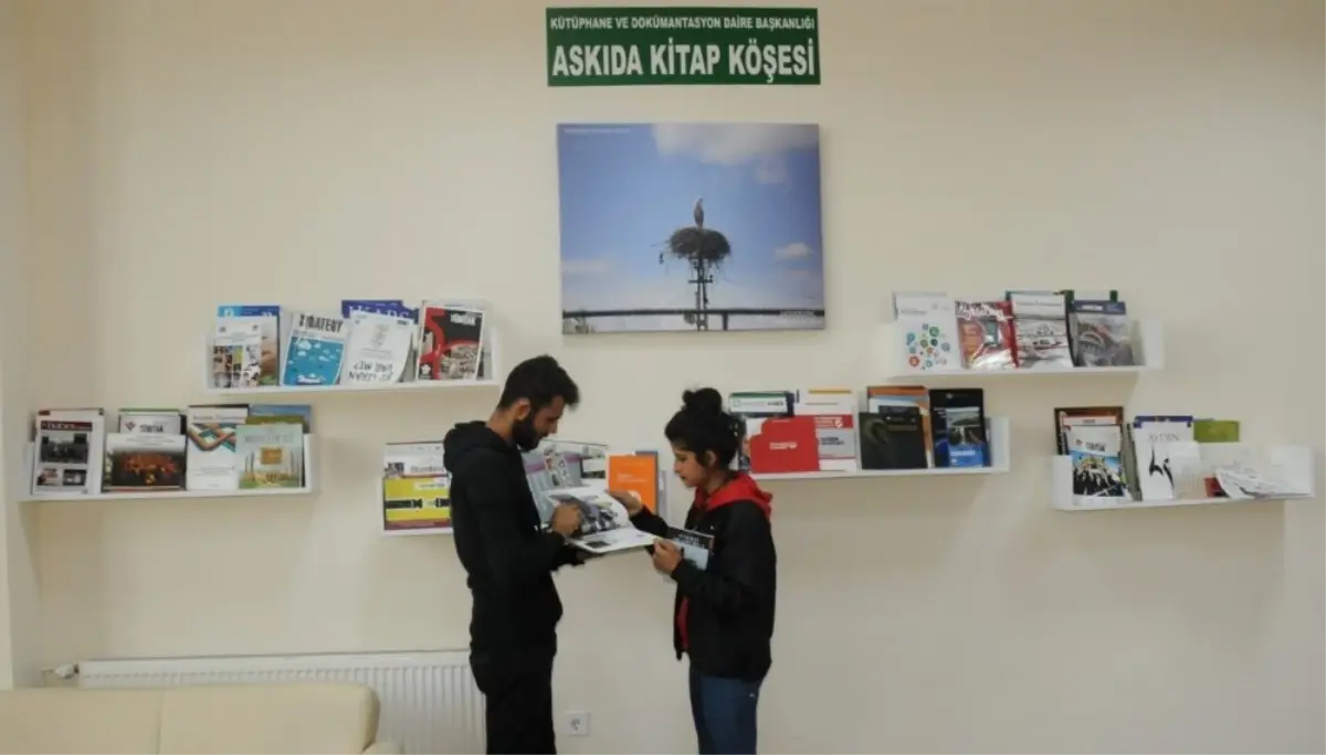 Iğdır\'da "Askıda Kitap" Köşesi