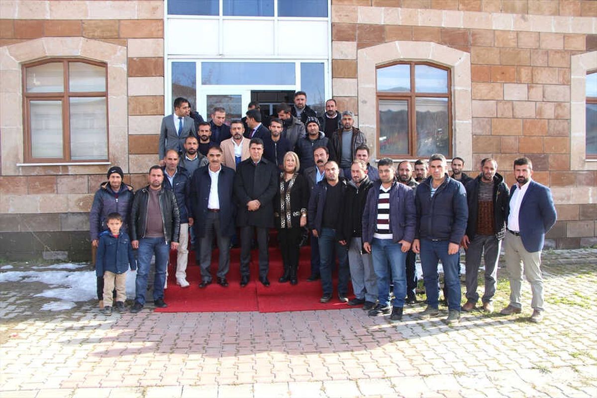 Karlıova\'da Hastalara Moral Yemeği