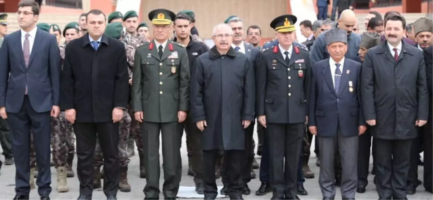 Mardin\'in "Onur Günü" Törenle Kutlandı