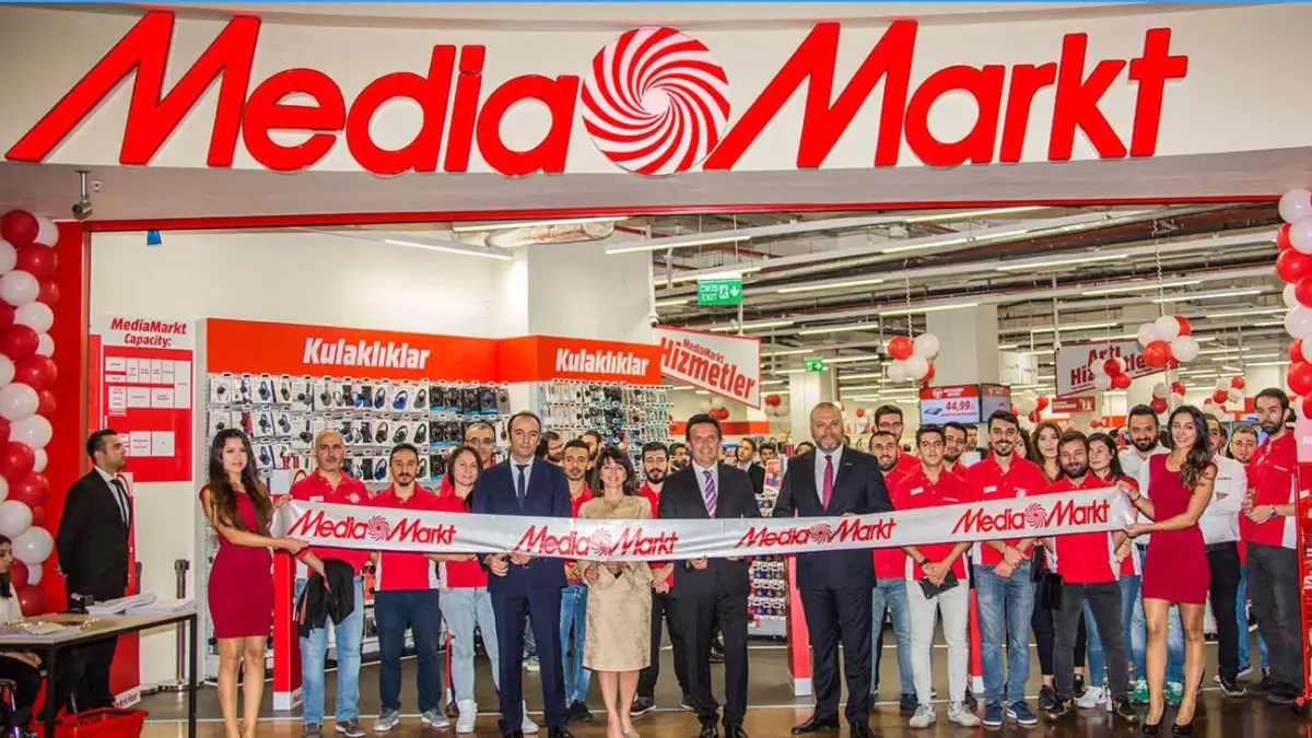 Mediamarkt\'ta Kara Cuma İndirimleri Erken Başladı