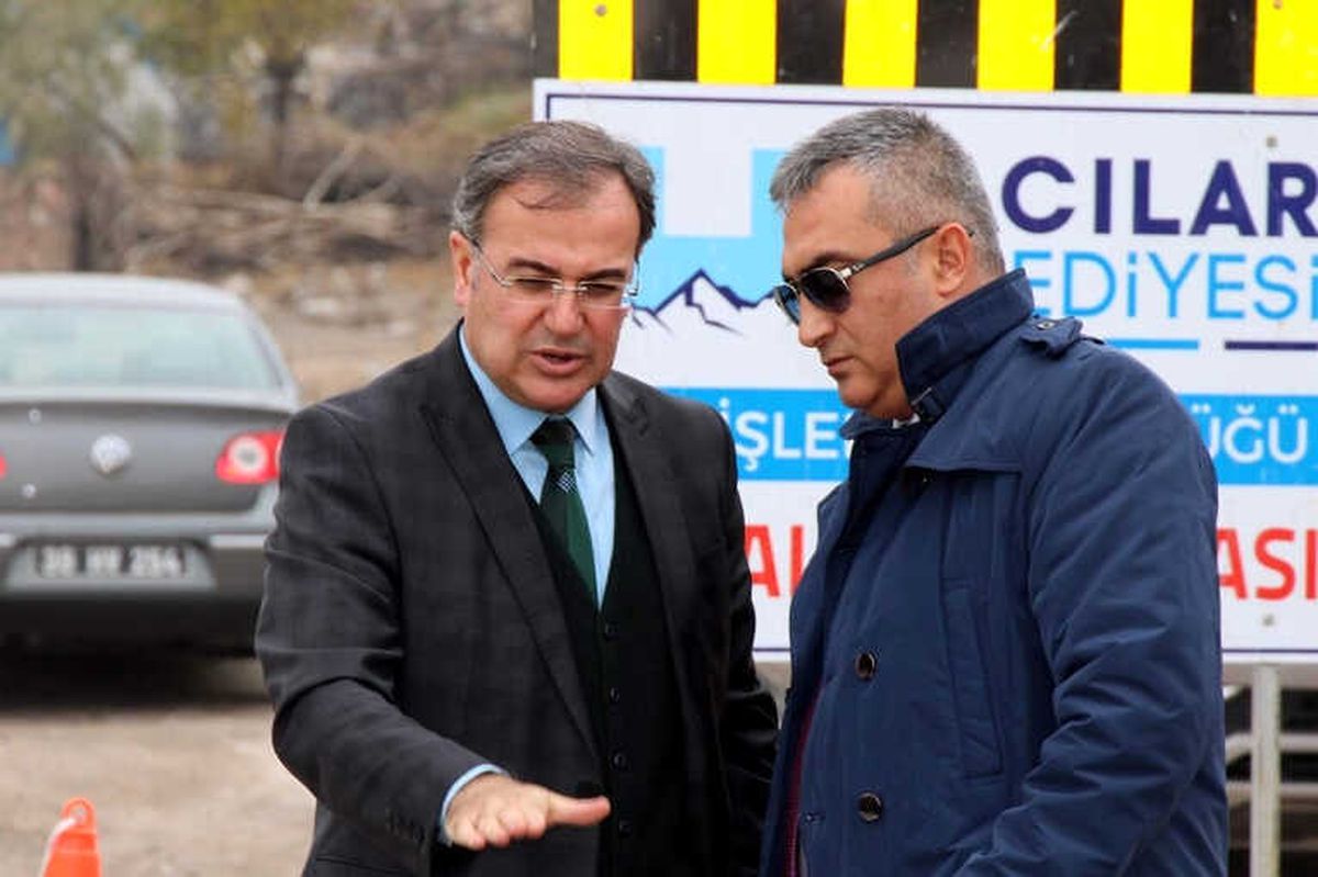 Özdoğan, Yol Yapım Çalışmalarını İnceledi