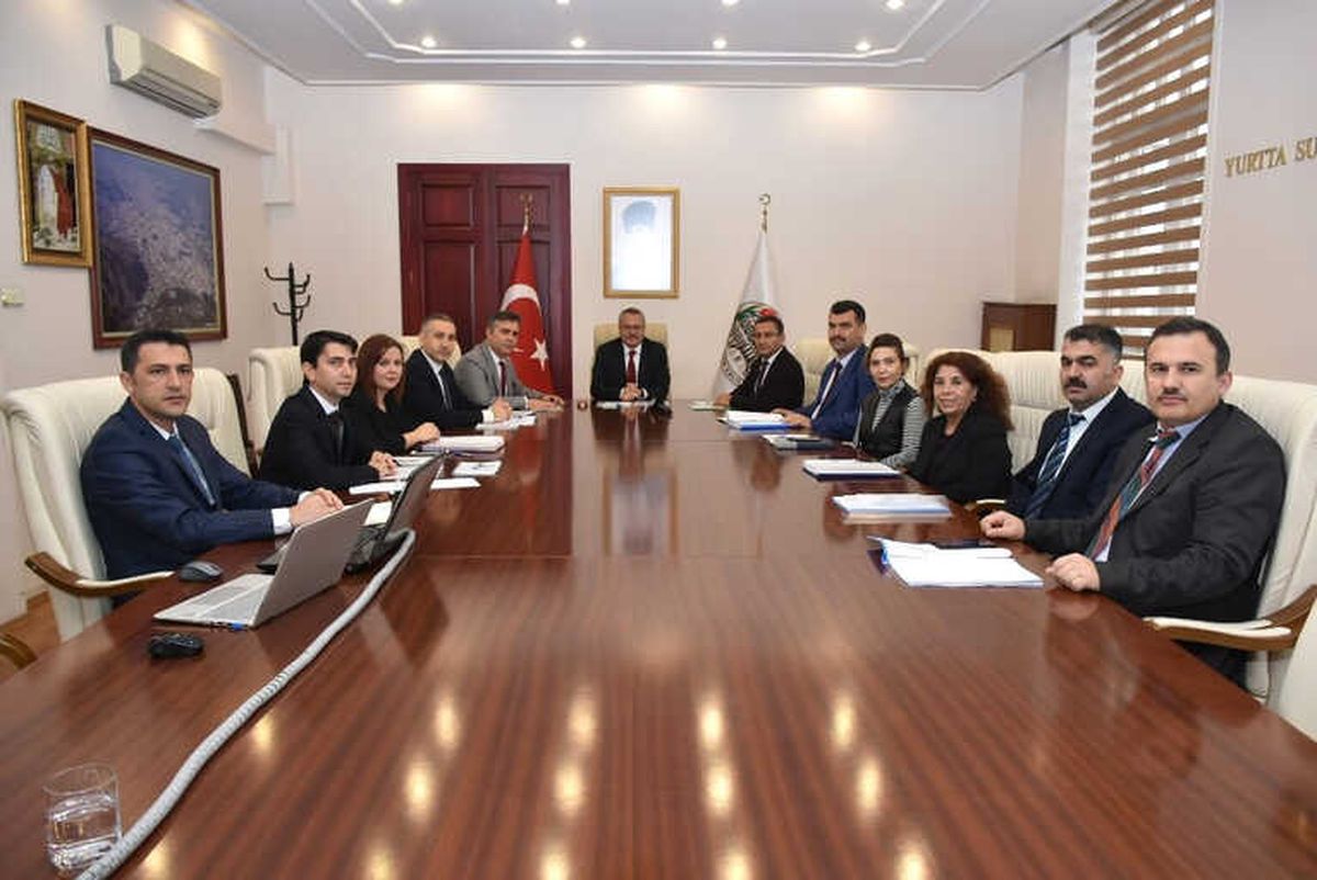 Alaşehir\'e Tarıma Dayalı İhtisas Sera Osb\'si