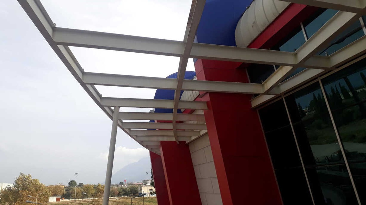 Bakan Kasapoğlu\'nun Talimatıyla Spor Tesisleri Onarıldı