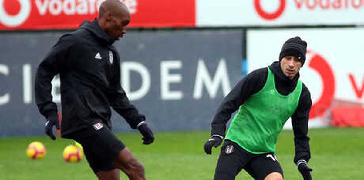 Beşiktaş, Kondisyon ve Taktik Çalıştı