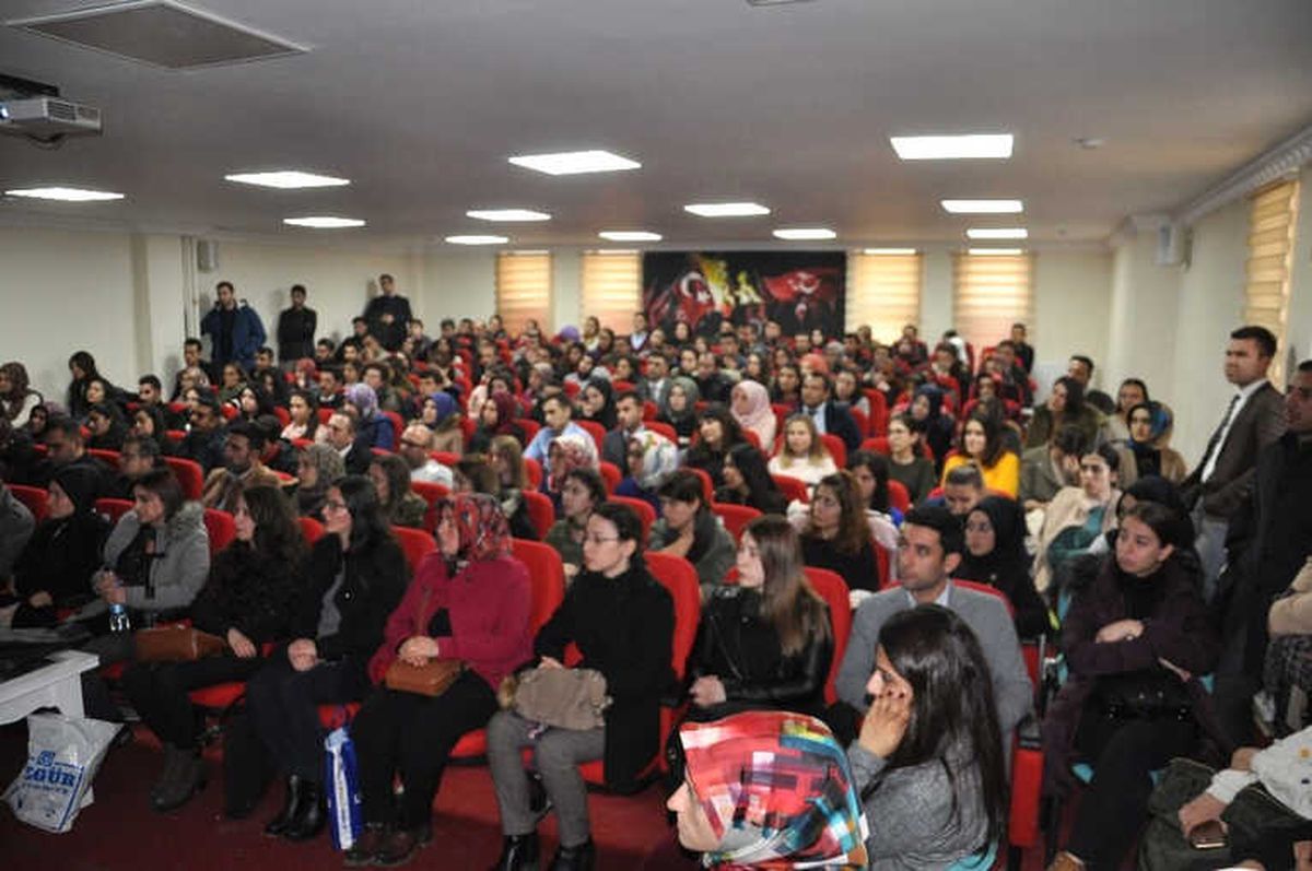 Bulanık\'ta Polis Ekiplerinin "Güvenli Okul" Projesi Çalışması