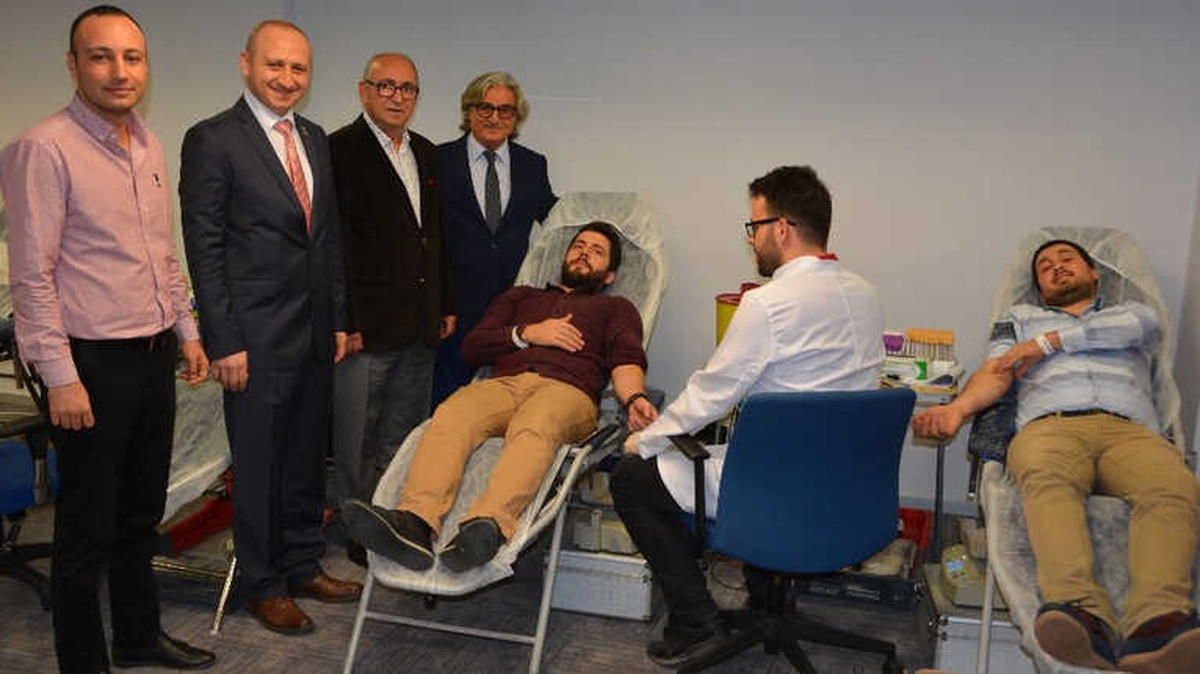 Çalışanlardan Kızılay\'a Kan ve Kök Hücre Bağışı