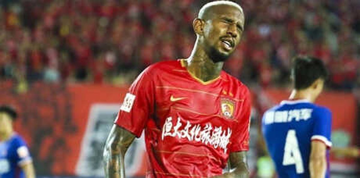 Çin\'de Talisca\'yı Şok Eden Karar! Ayrılık...