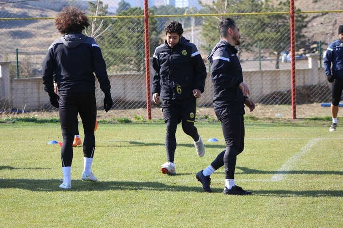 E. Yeni Malatyaspor\'un Deplasman Karnesi Kötü
