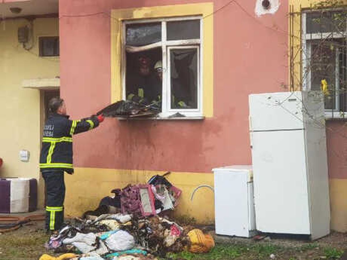 Evde Elektrik Sobasından Yangın Çıktı, Eşyalar Yandı