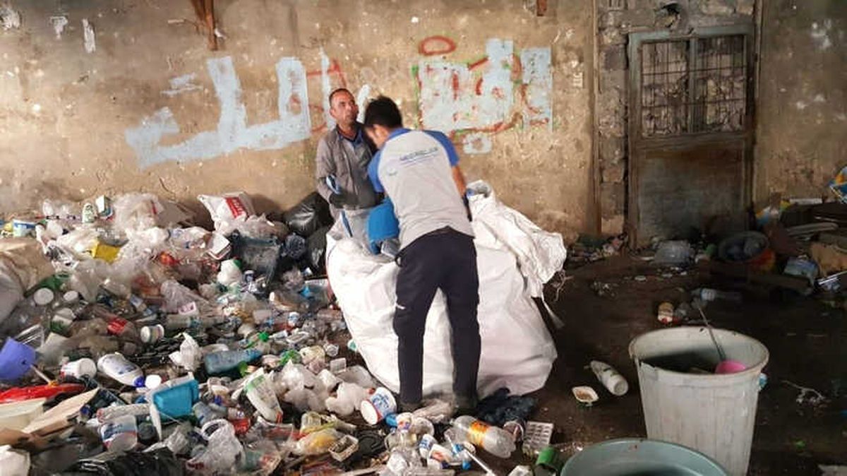 Evden 2 Traktör Çöp Çıktı