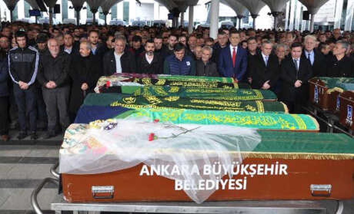 Ezgi Öğretmen, Son Yolculuğuna Uğurlandı