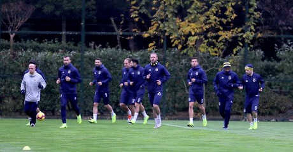 Fenerbahçe, Trabzonspor Maçı Hazırlıklarına Devam Etti