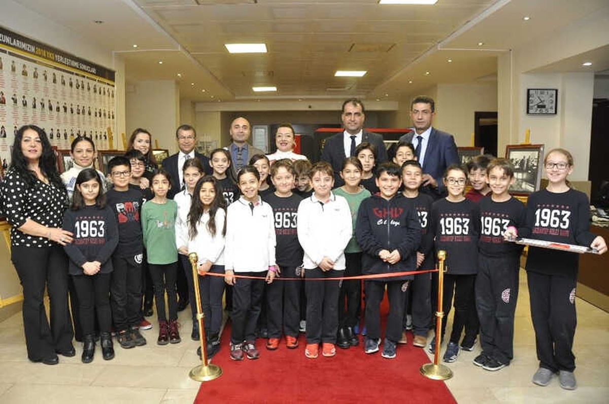 Fotoğraflarla "Baş Öğretmen Atatürk" Sergisi