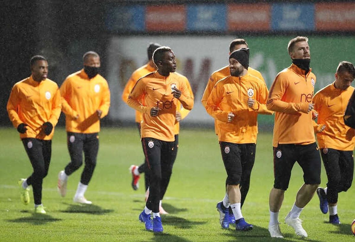 Galatasaray Kampa Girdi