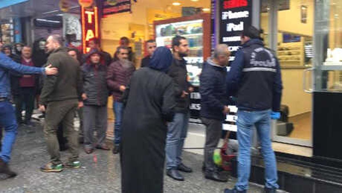 Kağıthane\'de Kuyumcu Soygunu (1)