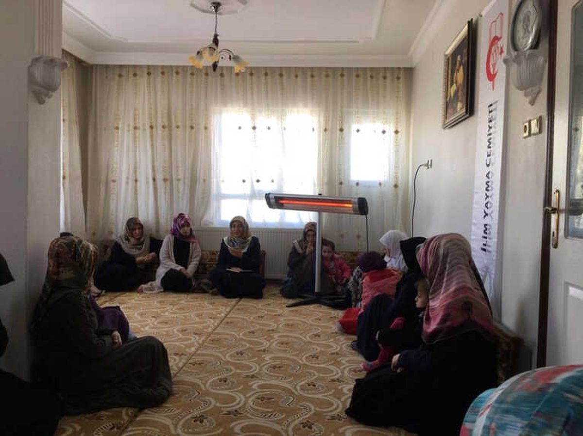 Kahta\'da Adab-ı Muaşeret Programı Düzenlendi
