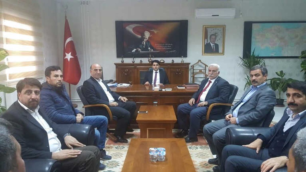 Memur-Sen Yönetimi Samsat Kaymakamı ile Bir Araya Geldi