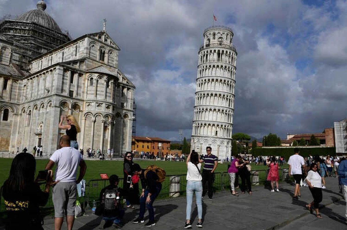 Pisa Kulesi\'nin Eğimi Azalıyor