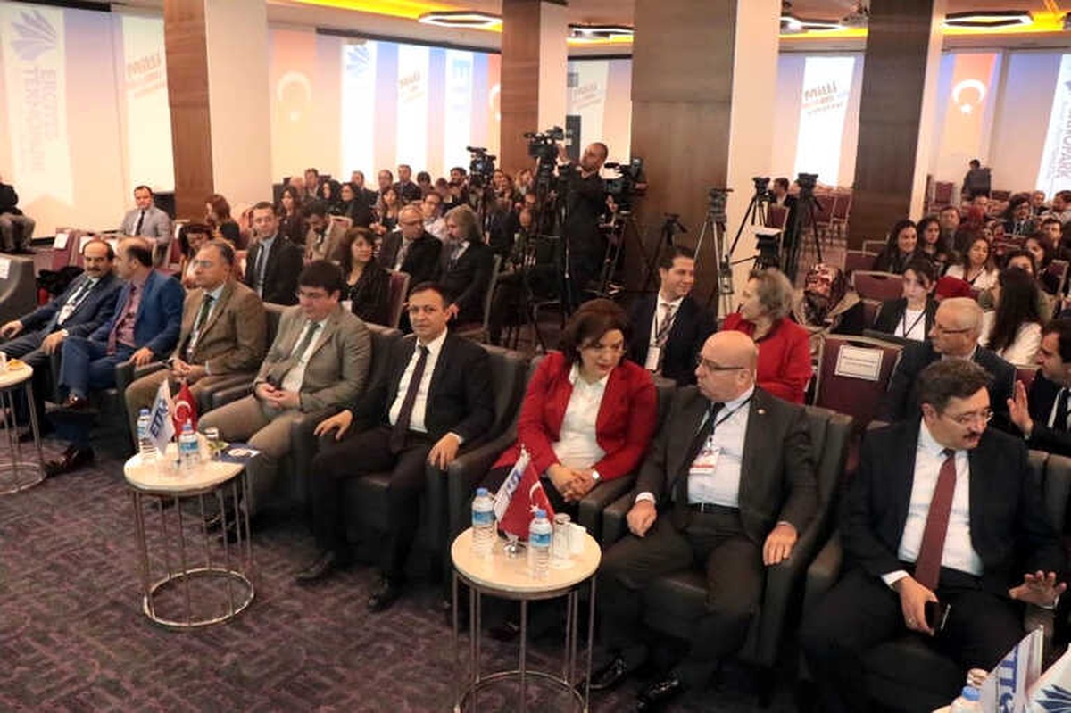 Prof. Dr. Meşe: "Aşı İhtiyacımız Konusunda Kendi Kendine Yeten Bir Ülke Konumuna Gelmeyi...