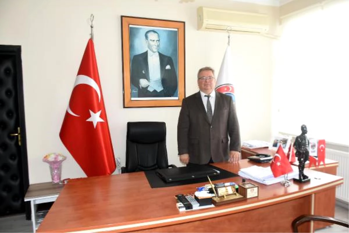 Süloğlu Belediye Başkanı\'nın Makam Koltuğuna Haciz