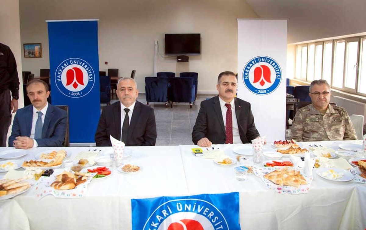 Vali Akbıyık\'ın Ziyaretleri