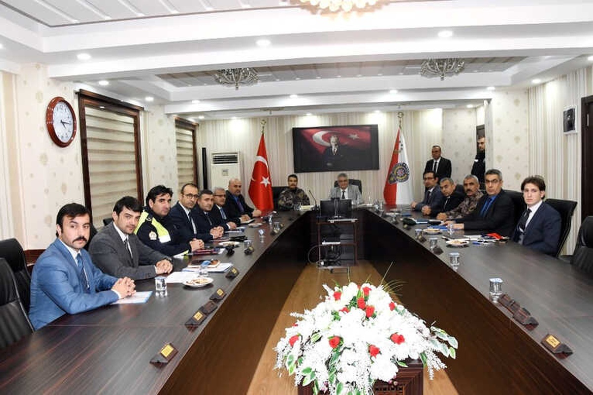 Vali Aykut Pekmez, Emniyet ve Jandarmadan Brifing Aldı