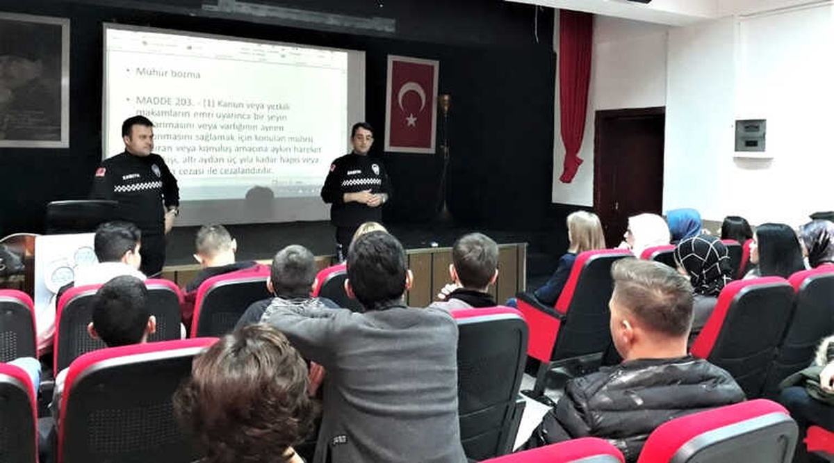 Zabıtadan Esnaf Adaylarına Kanun Dersi