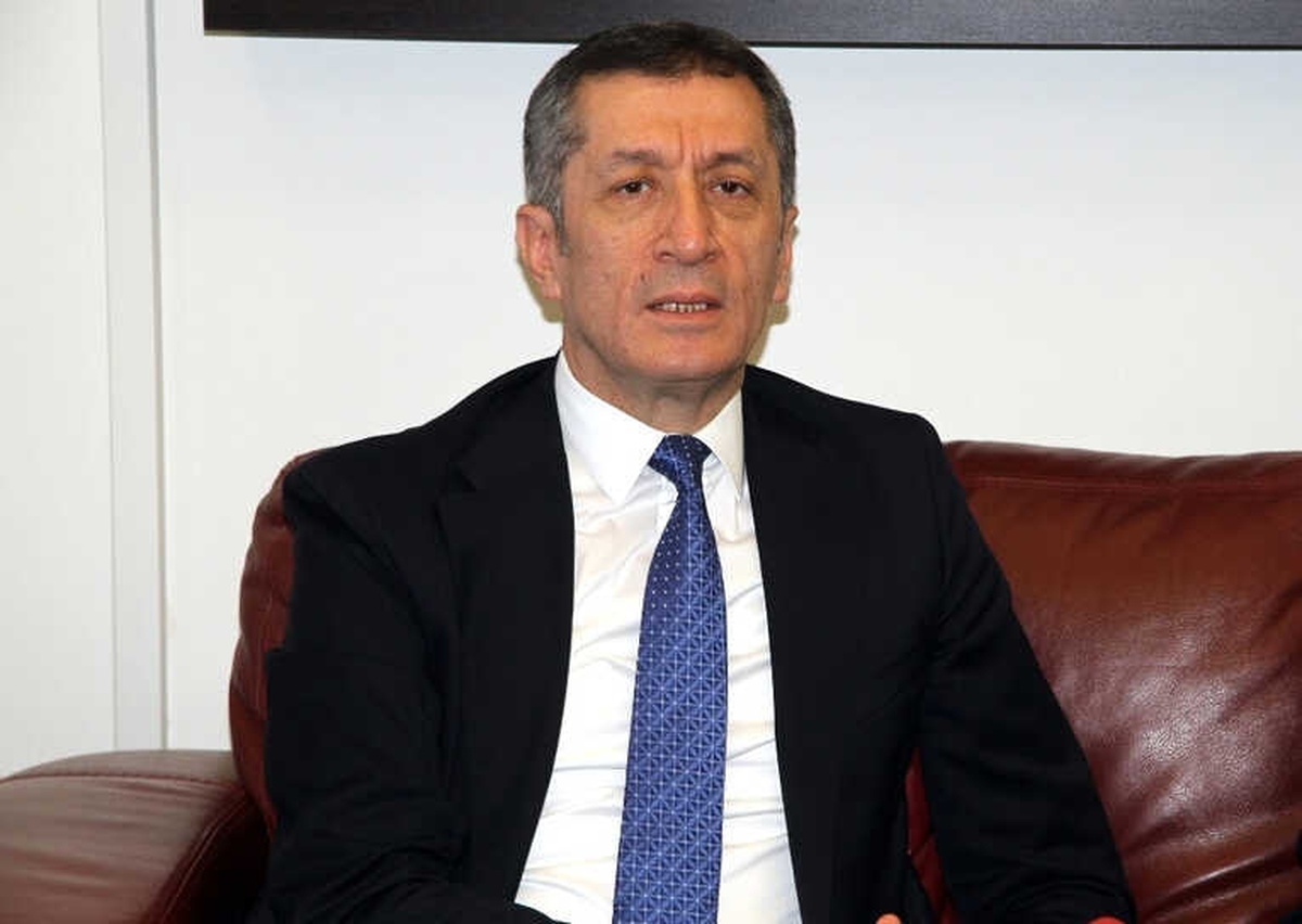 Bakan Selçuk\'un "24 Kasım Öğretmenler Günü" Mesajı