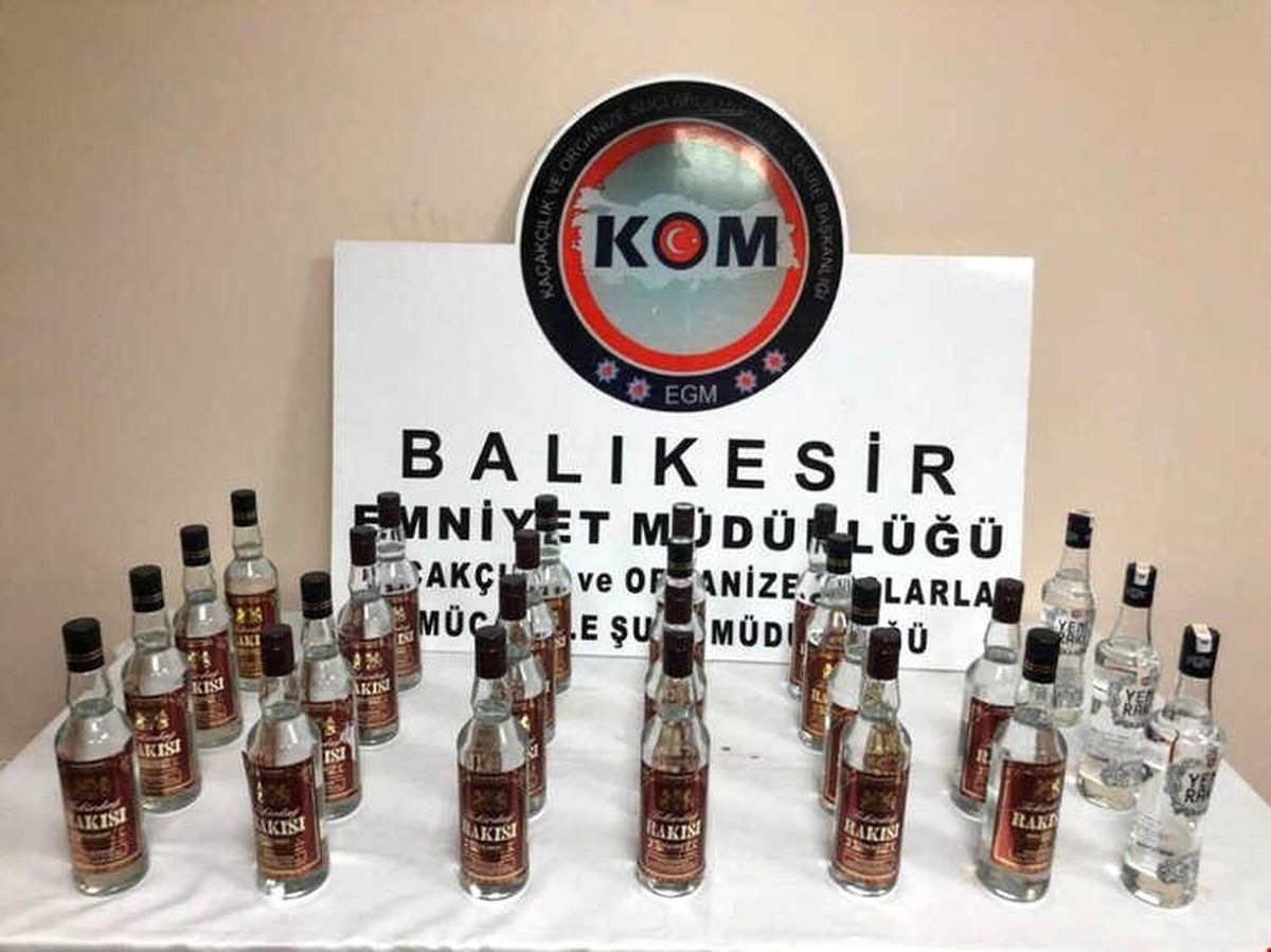Balıkesir\'de Sahte Rakı Operasyonu