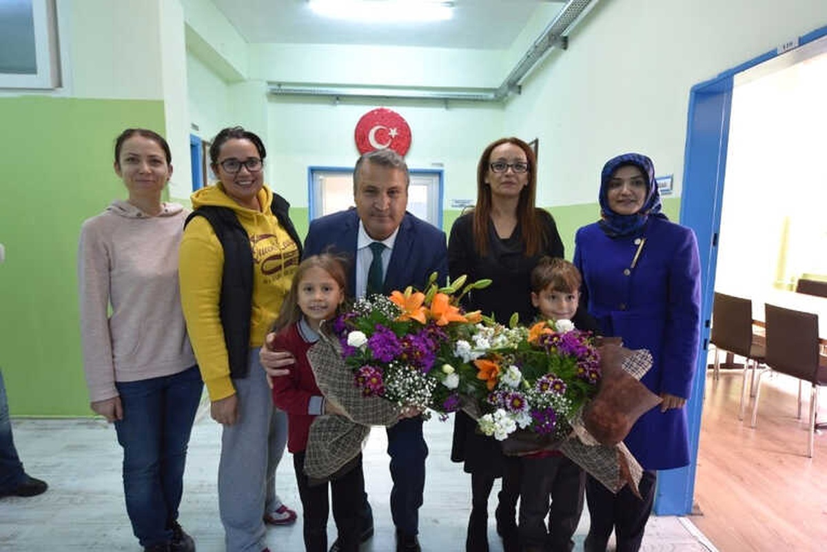 Başkan Çerçi Öğretmenler Gününü Kutladı