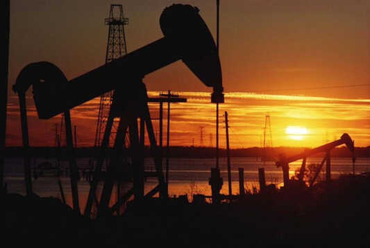Brent Petrol 2017\'den Beri İlk Kez 60 Doların Altına Düştü