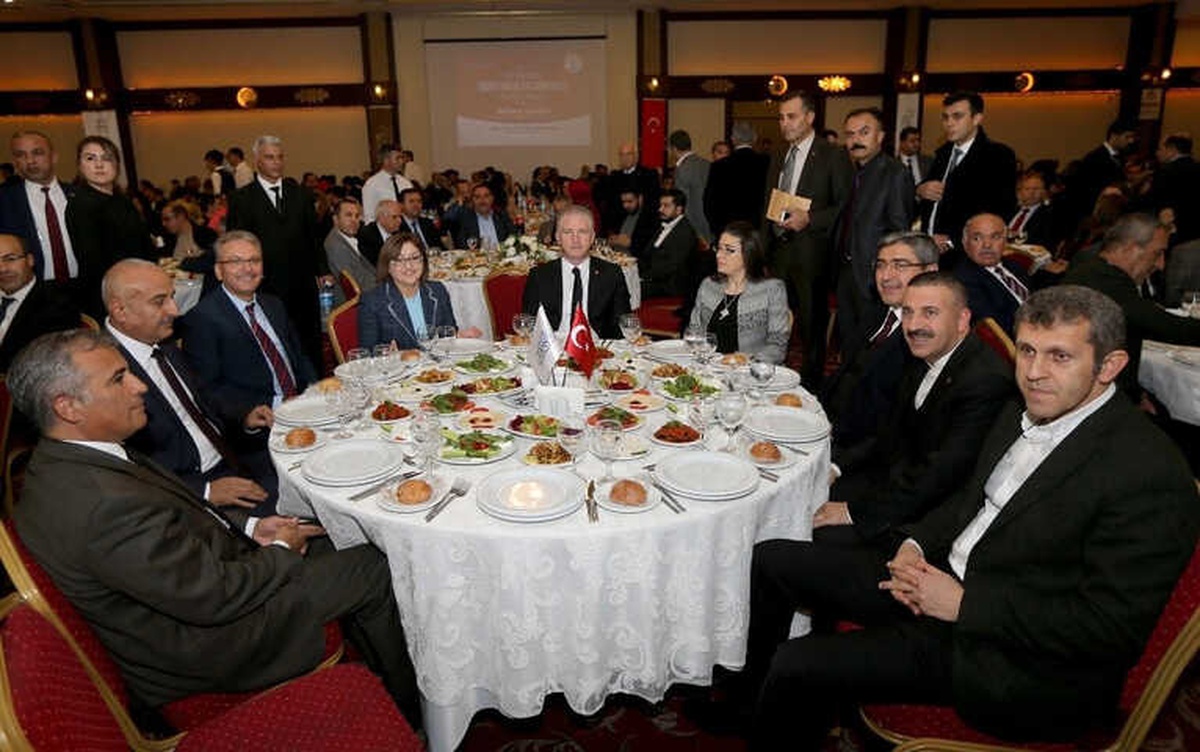 Büyükşehir, 24 Kasım Öğretmenler Gününü Kutladı