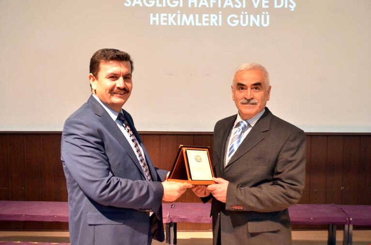 Erzincan Binali Yıldırım Üniversitesi\'nde Beyaz Önlük Giyme Töreni