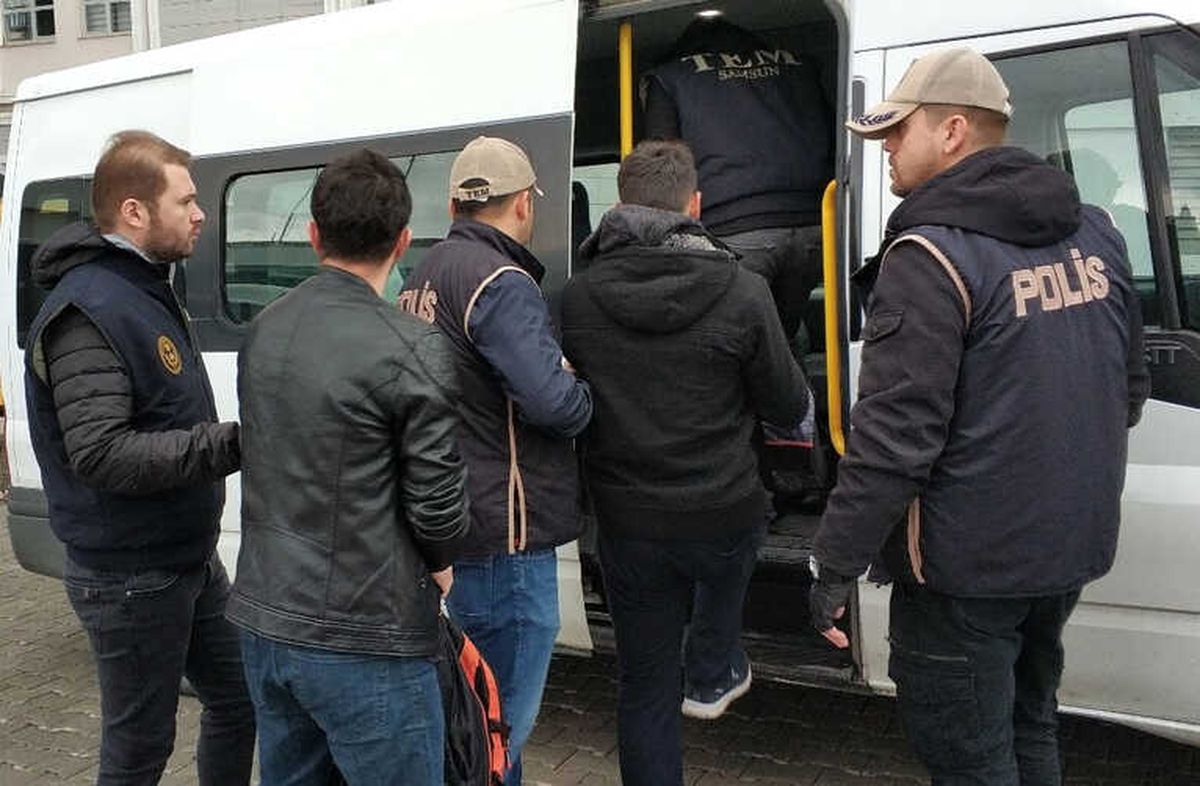 Fetö Operasyonunda 1 Asker Tutuklandı, 6 Askere Adli Kontrol