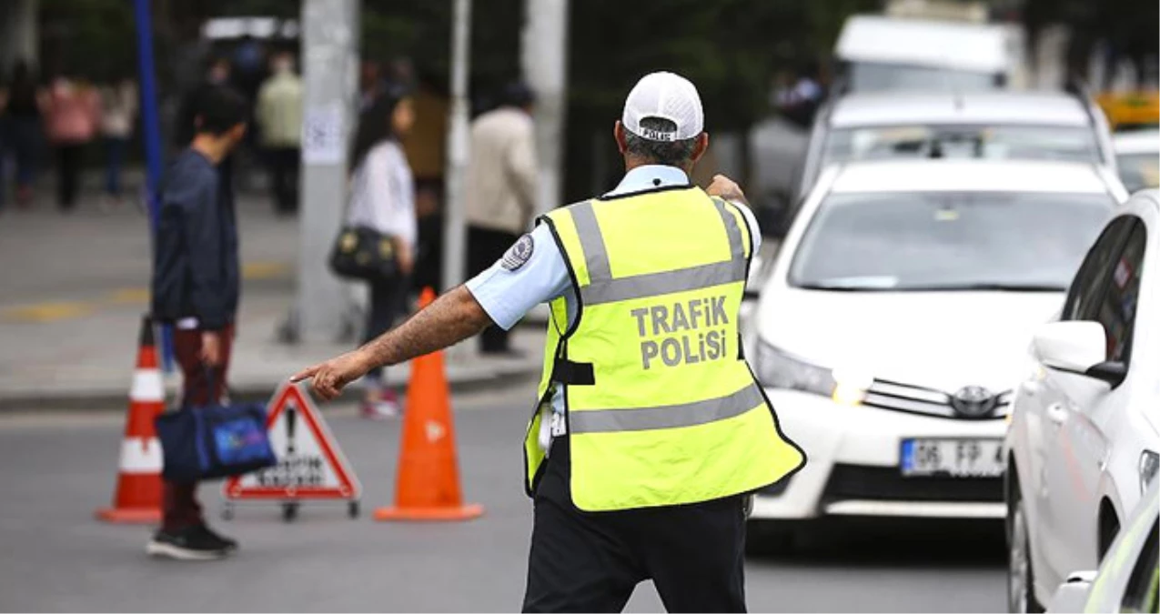 Duyarsız Sürücüye Hatalı Parkın Bedeli 916 Liraya Patladı