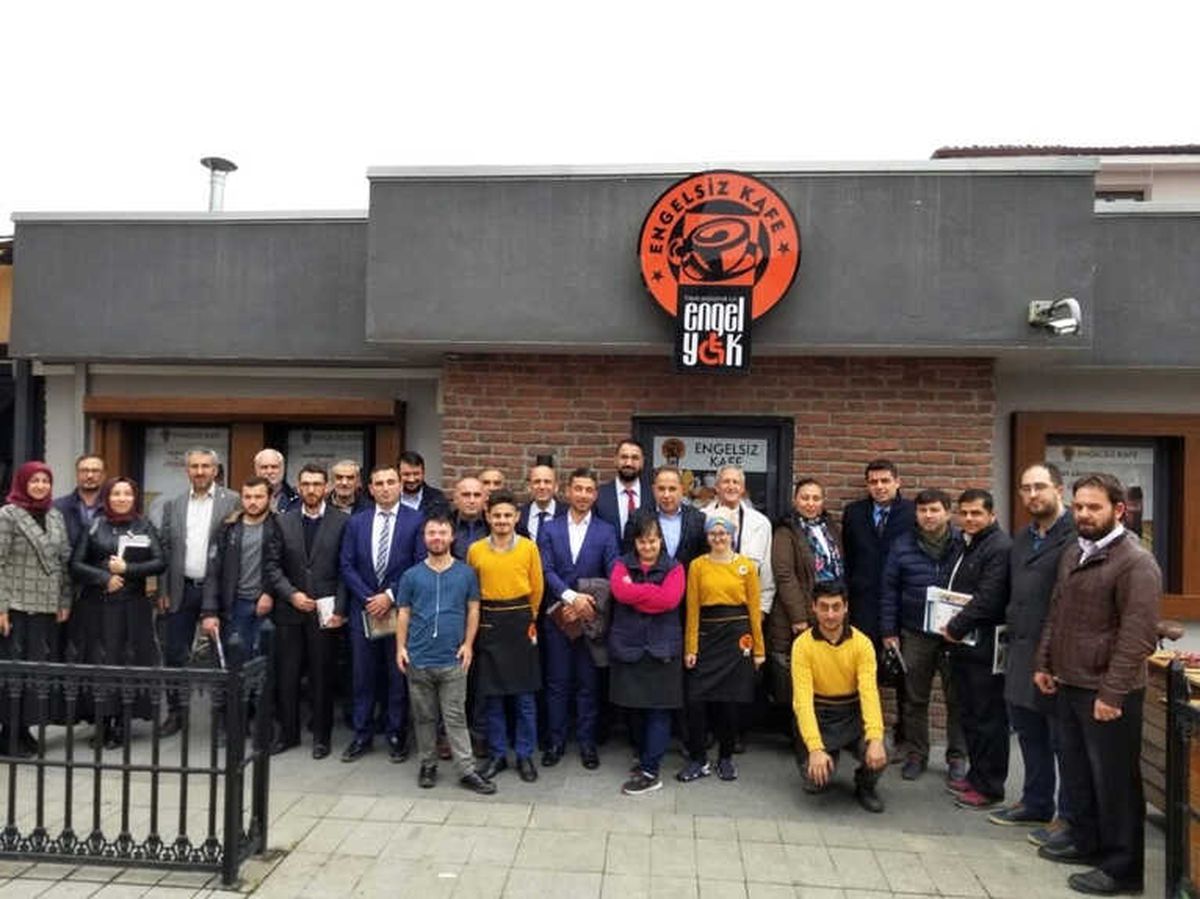 İhtiyaç Sahibi Bireylerin İhtiyaçlarını Belirlemek ve Gidermek Üzere Toplandılar