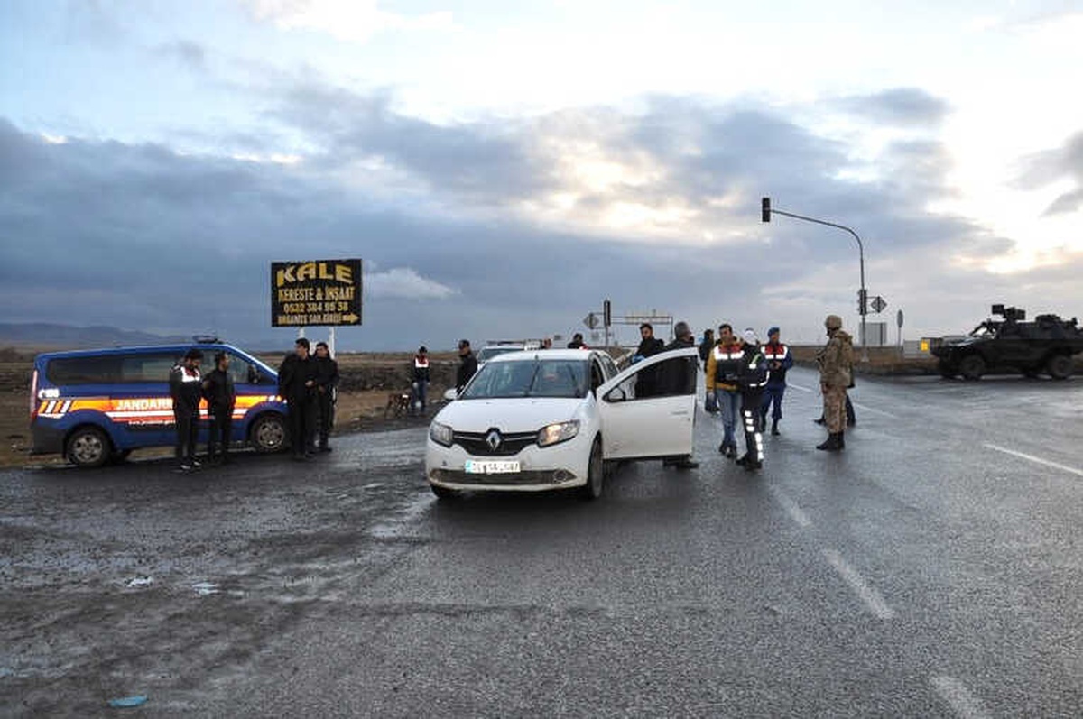 Kars Valisi Öksüz, Asayiş Uygulamasına Katıldı