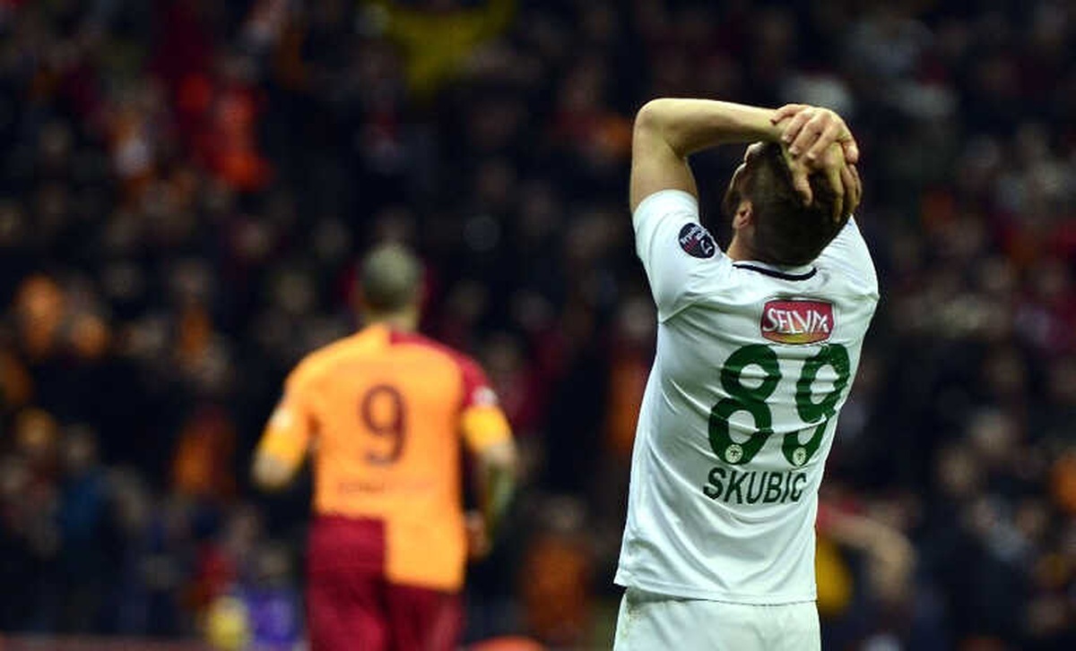 Konyaspor\'un Galatasaray Galibiyeti Hasreti 24 Maça Çıktı
